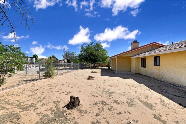 22166 Mohican Avenue, Apple Valley, CA 92307