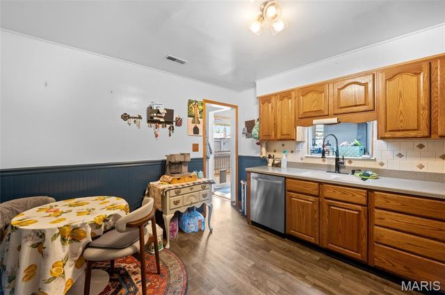 116 W 1st Street, Hartford, IL 62048
