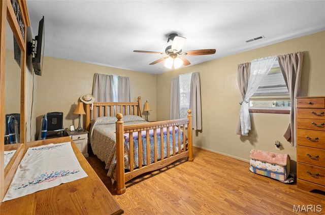 116 W 1st Street, Hartford, IL 62048