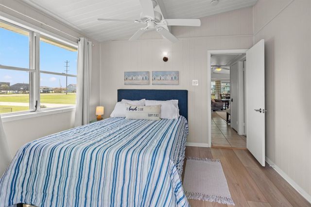 22022 Zachary Drive, Galveston, TX 77554