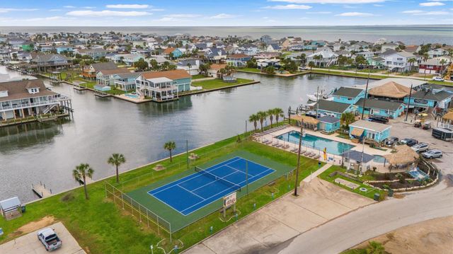 22022 Zachary Drive, Galveston, TX 77554