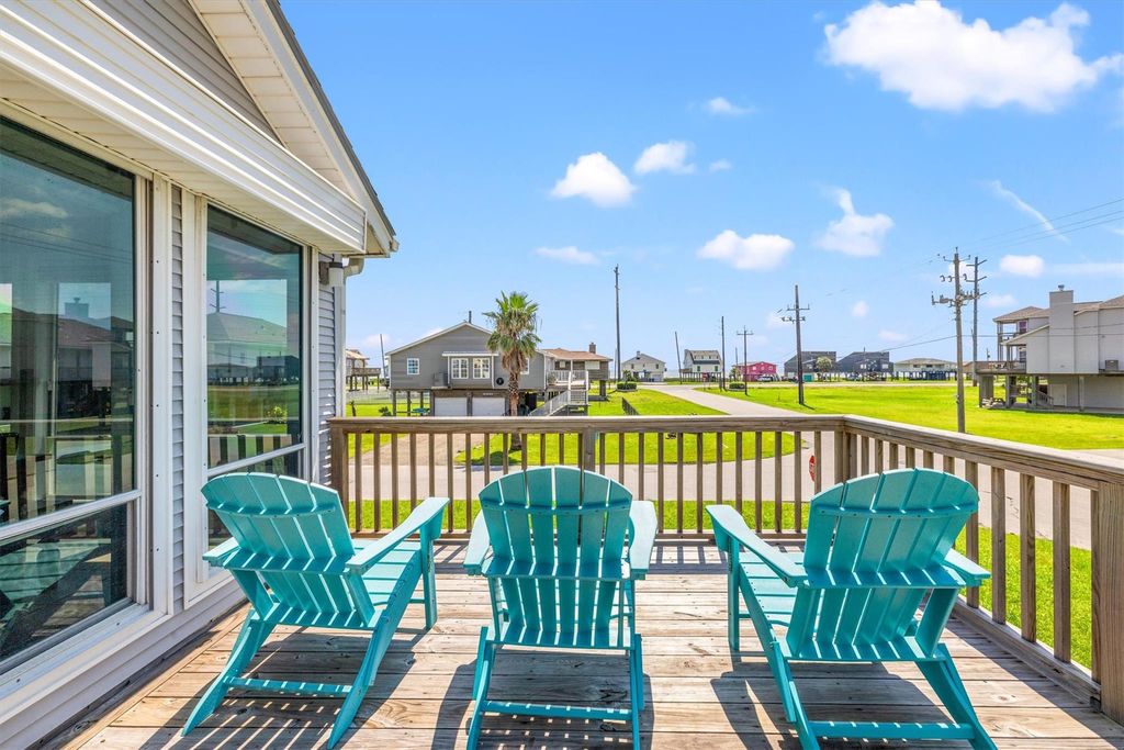 22022 Zachary Drive, Galveston, TX 77554