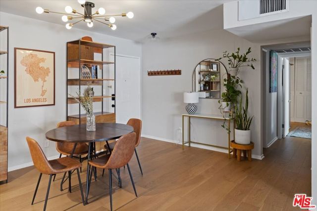 12955 Riverside Drive 203, Sherman Oaks, CA 91423