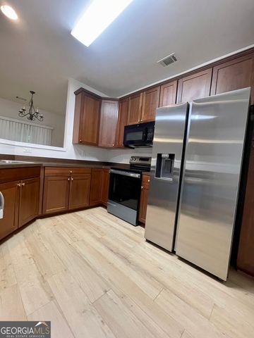 4494 NW Black Hills Drive NW 13, Acworth, GA 30101