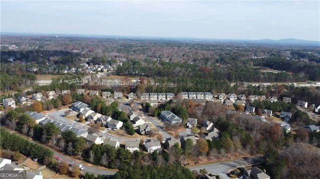 4494 NW Black Hills Drive NW 13, Acworth, GA 30101