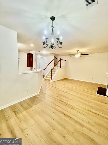 4494 NW Black Hills Drive NW 13, Acworth, GA 30101