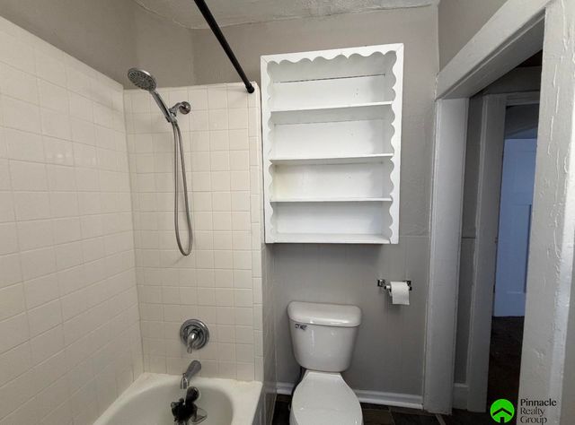 2520 Garfield Street, Lincoln, NE 68502