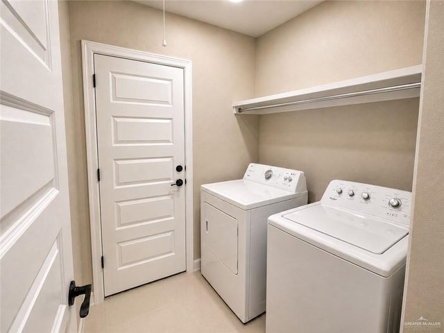 2708 E Imperial Oaks Drive Drive, Alton, TX 78573