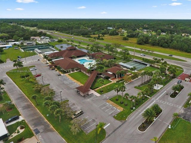 215 Schooner Street, North Port, FL 34287