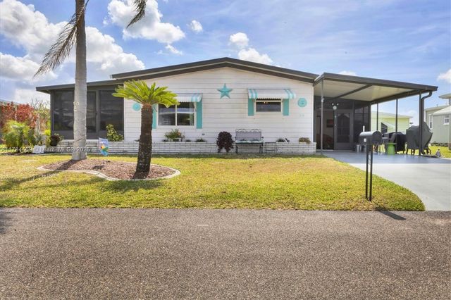 215 Schooner Street, North Port, FL 34287