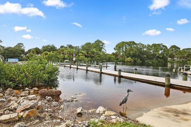 215 Schooner Street, North Port, FL 34287
