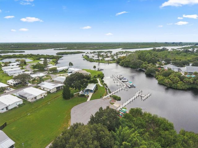 215 Schooner Street, North Port, FL 34287