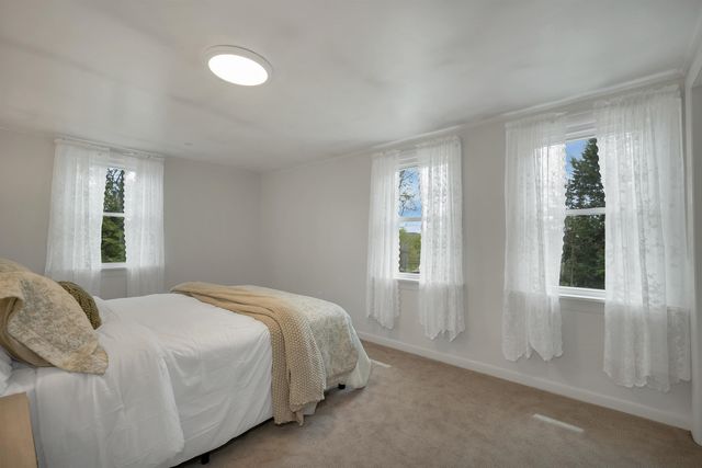 9 Elm Street, Milton, NH 03851