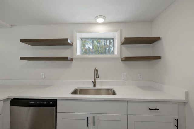 9 Elm Street, Milton, NH 03851