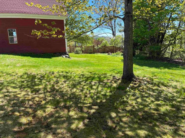 9 Elm Street, Milton, NH 03851
