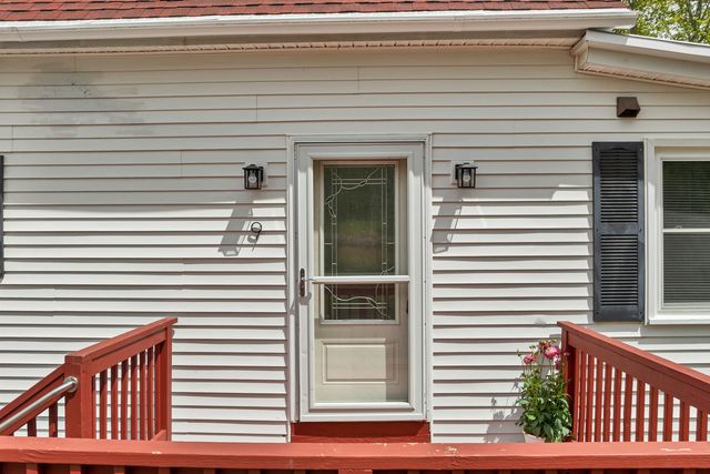 9 Elm Street, Milton, NH 03851