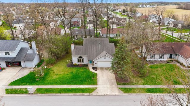 5323 Finch Lane, Fort Wayne, IN 46818