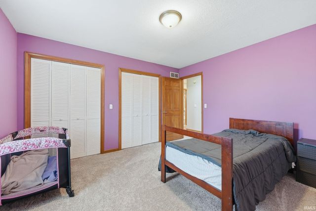 5323 Finch Lane, Fort Wayne, IN 46818