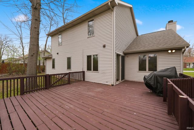 5323 Finch Lane, Fort Wayne, IN 46818