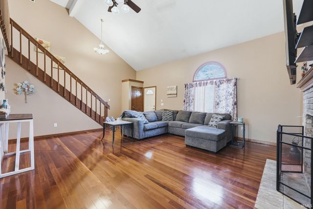 5323 Finch Lane, Fort Wayne, IN 46818