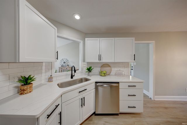 238 S Balthazar Drive, Santa Claus, IN 47579