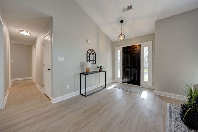238 S Balthazar Drive, Santa Claus, IN 47579
