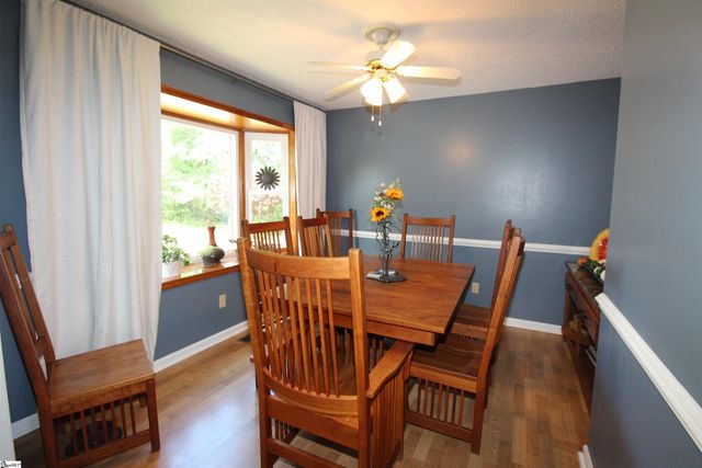 152 Timberlake Drive, Inman, SC 29349