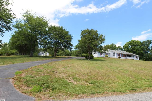 152 Timberlake Drive, Inman, SC 29349