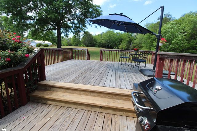 152 Timberlake Drive, Inman, SC 29349