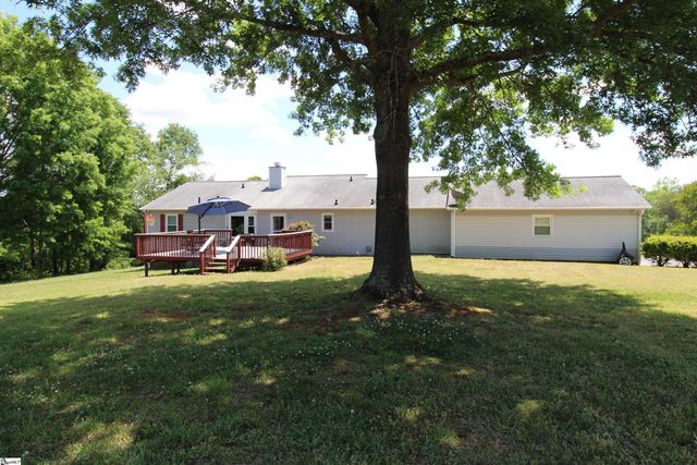 152 Timberlake Drive, Inman, SC 29349