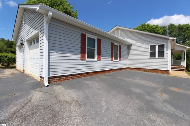 152 Timberlake Drive, Inman, SC 29349