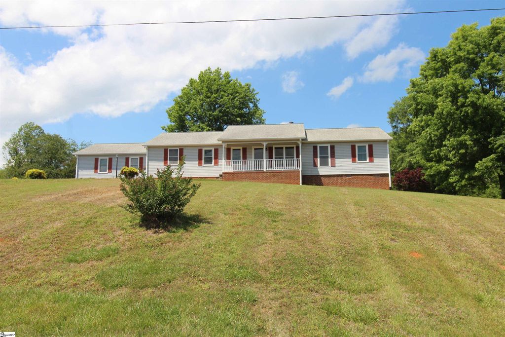 152 Timberlake Drive, Inman, SC 29349