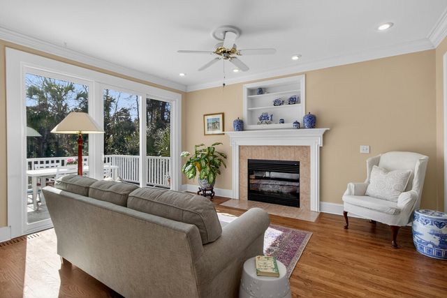 3335 Cottonfield Drive, Mount Pleasant, SC 29466