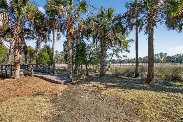 3335 Cottonfield Drive, Mount Pleasant, SC 29466