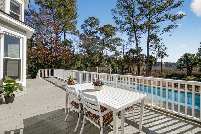 3335 Cottonfield Drive, Mount Pleasant, SC 29466