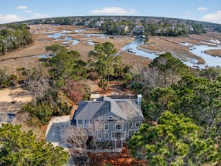 3335 Cottonfield Drive, Mount Pleasant, SC 29466