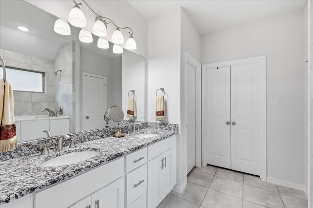 309 Ridge Drive, Justin, TX 76247