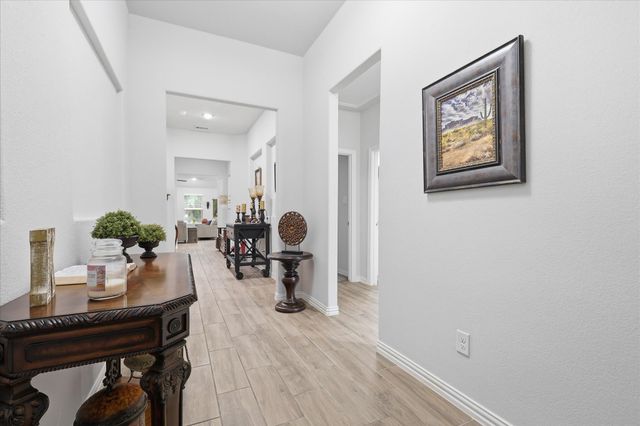 309 Ridge Drive, Justin, TX 76247