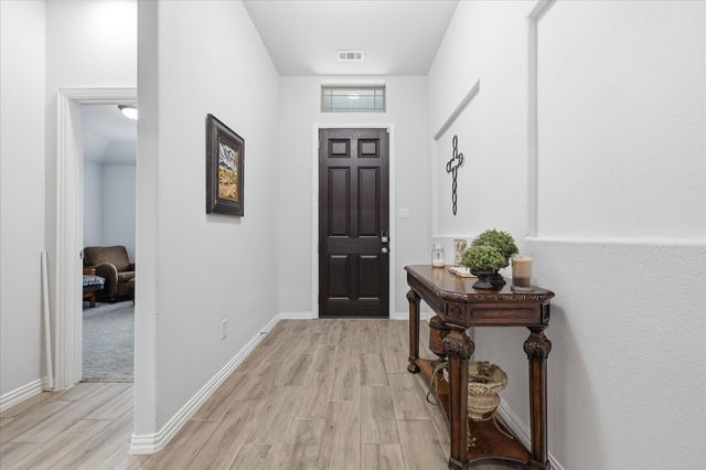 309 Ridge Drive, Justin, TX 76247