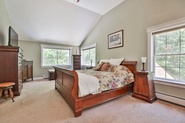10 Sargent Road, Brookline, NH 03033
