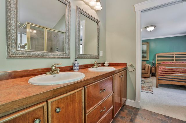 10 Sargent Road, Brookline, NH 03033