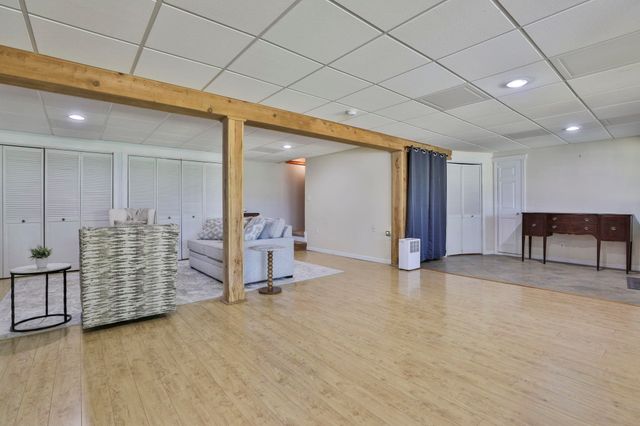 10 Sargent Road, Brookline, NH 03033