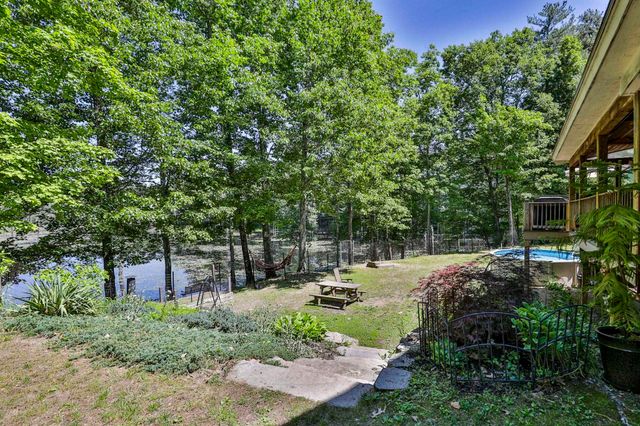 10 Sargent Road, Brookline, NH 03033