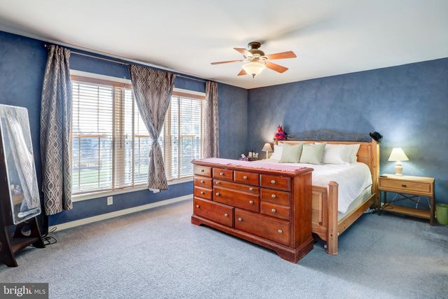 75 GENTLENESS DR, Ephrata, PA 17522
