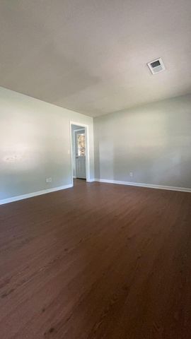 310 Oxford Road, Ladson, SC 29456