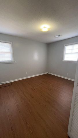 310 Oxford Road, Ladson, SC 29456