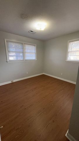 310 Oxford Road, Ladson, SC 29456