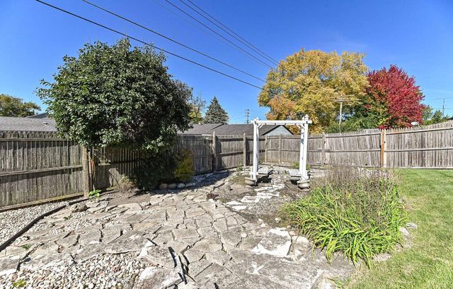 3170 Taylor AVENUE, Racine, WI 53405