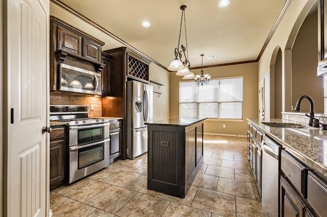 1432 Glenolde Place, Edmond, OK 73003
