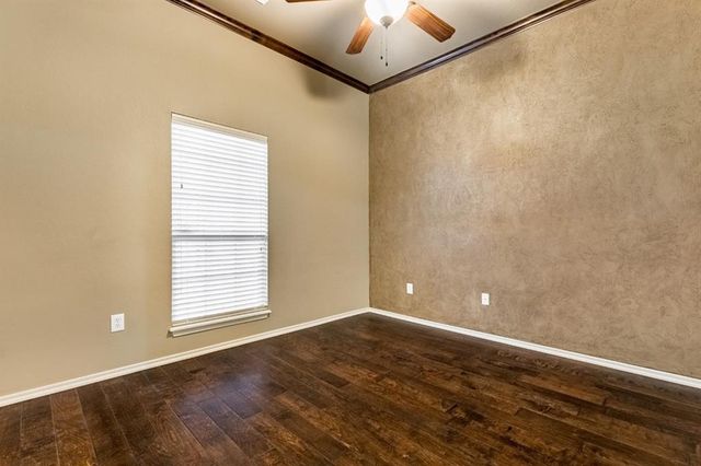 1432 Glenolde Place, Edmond, OK 73003